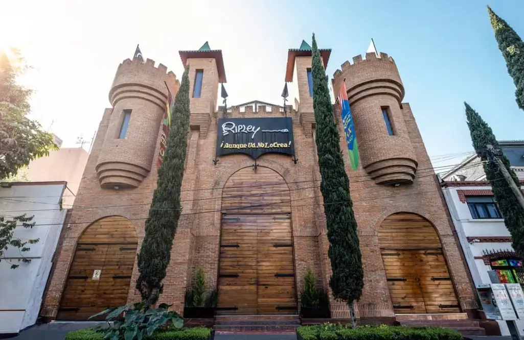 Fachada Castillo Ripley